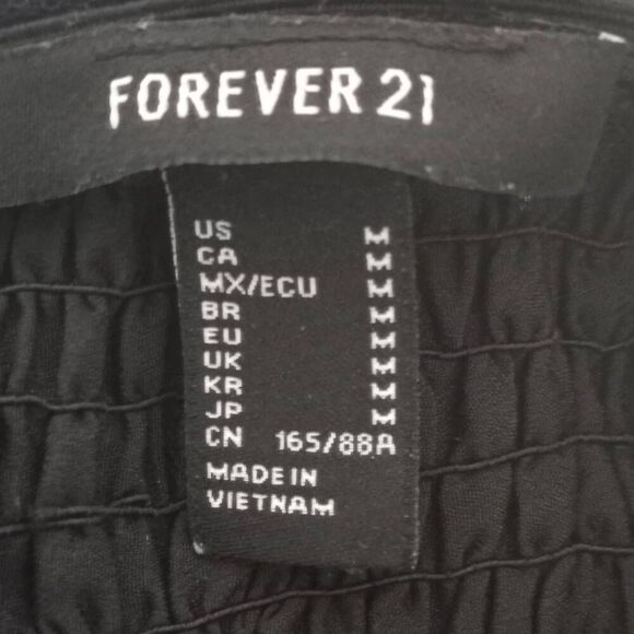 FOREVER 21 BLACK CROP SMOCKED MESH PUFF SLEEVE TOP SZ.M EUC - Picture 5 of 5